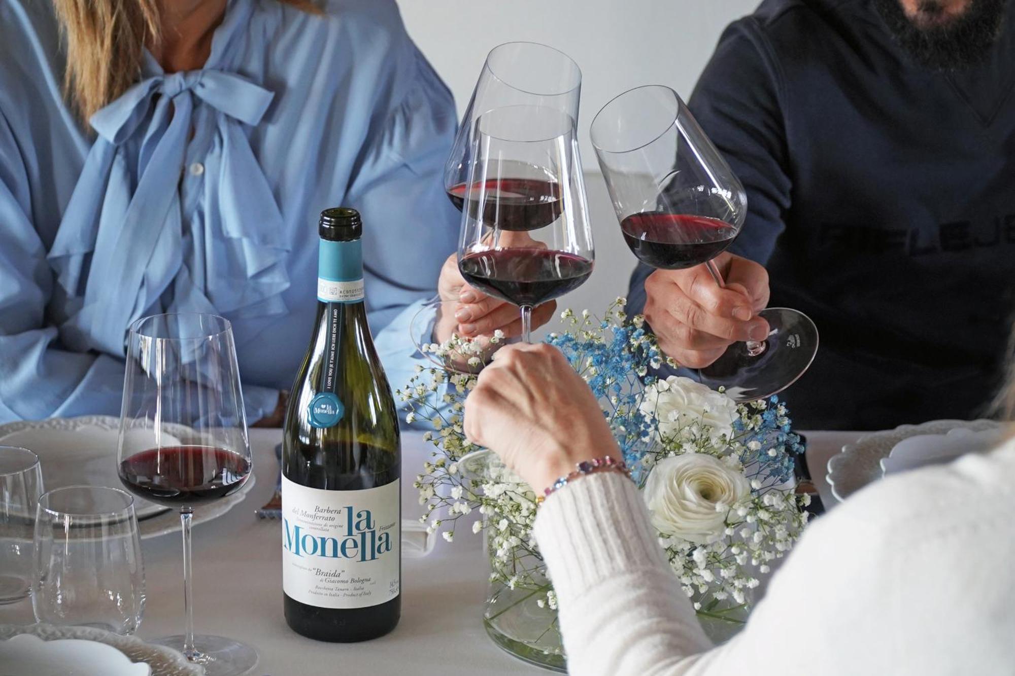 Braida Wine Resort Rocchetta Tanaro Buitenkant foto