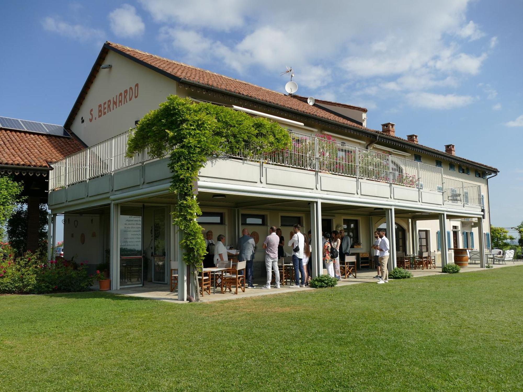 Braida Wine Resort Rocchetta Tanaro Buitenkant foto